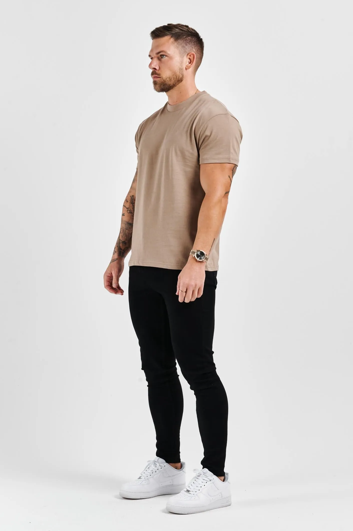 PREMIUM BASICS T-SHIRT - TAUPE